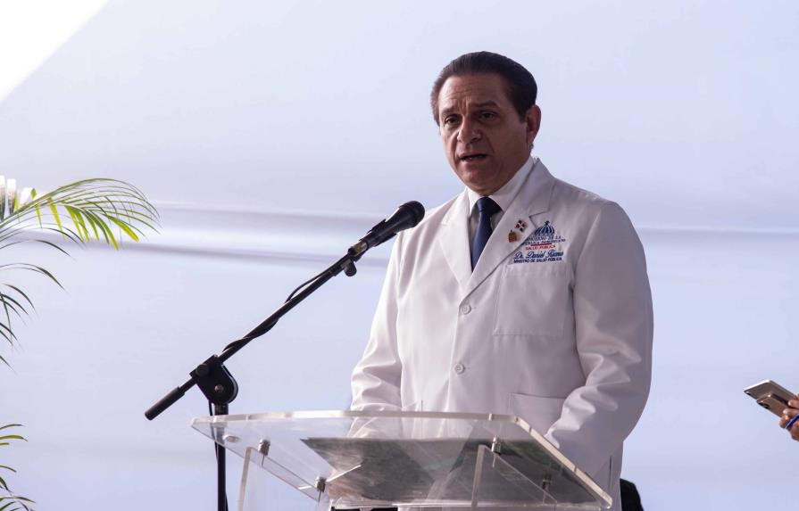 Ministro de salud, Daniel Rivera.