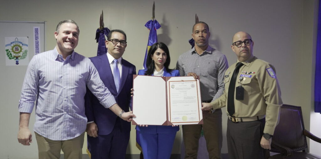 Recertificación de Puertos con Alcance Internacional por APORDOM y CESEP