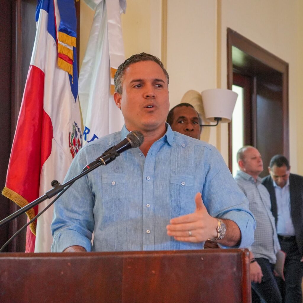 Jean Luis Rodríguez destaca el potencial de RD como centro de distribución en Centroamérica y El Caribe