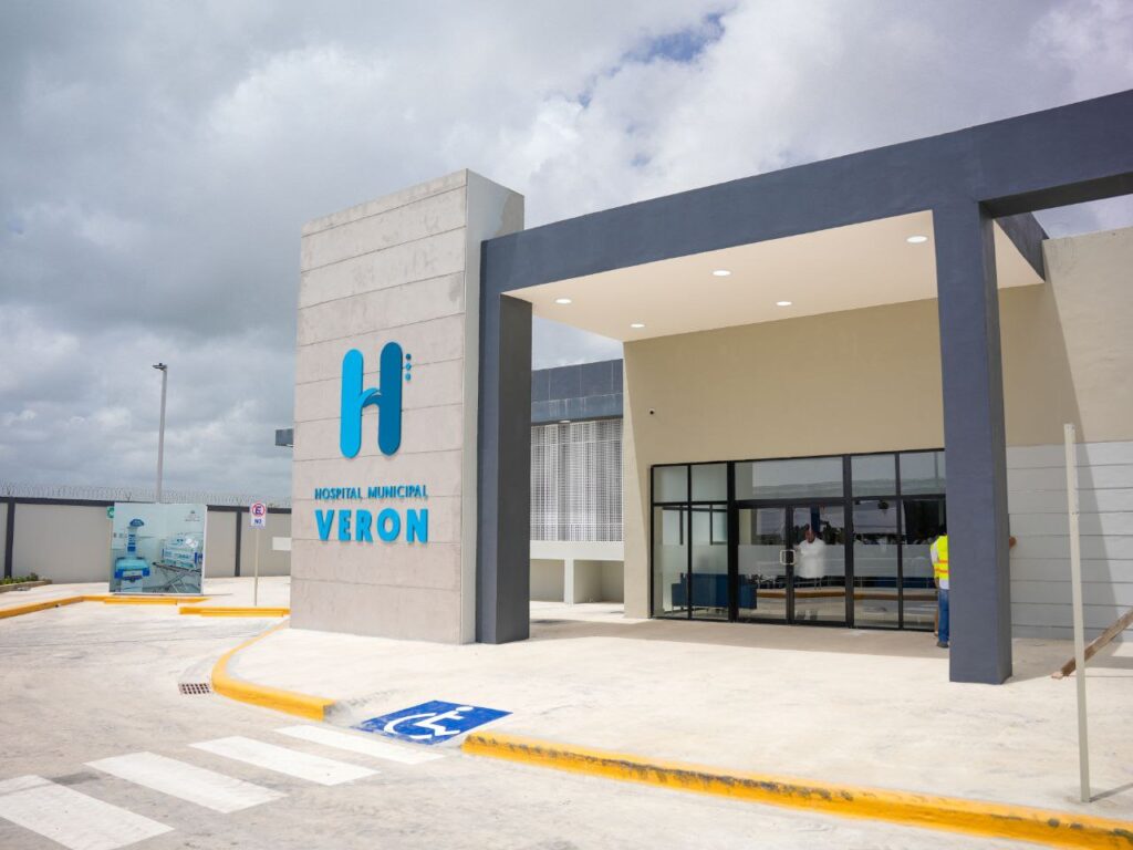 Un paso histórico para la salud en Verón: Presidente Abinader y Ministro Bonilla inauguraron el moderno Hospital Municipal.