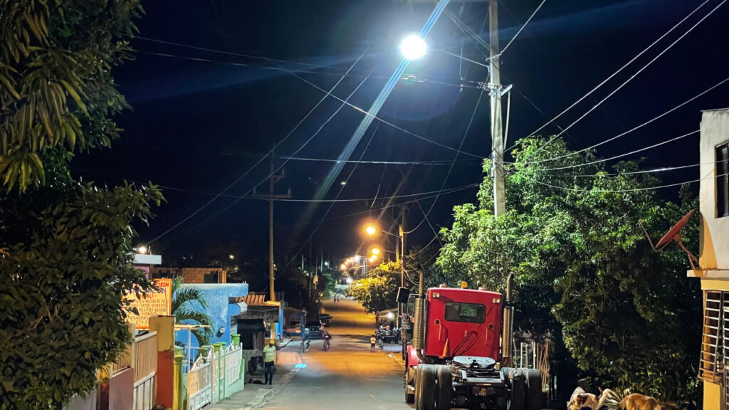 Edesur mejora la Seguridad Ciudadana en Peravia con Operativo de Iluminación