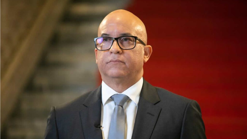 Vocero de la Presidencia aclara prohibición de venta de bebidas alcohólicas no es una medida del Ejecutivo, sino de la JCE