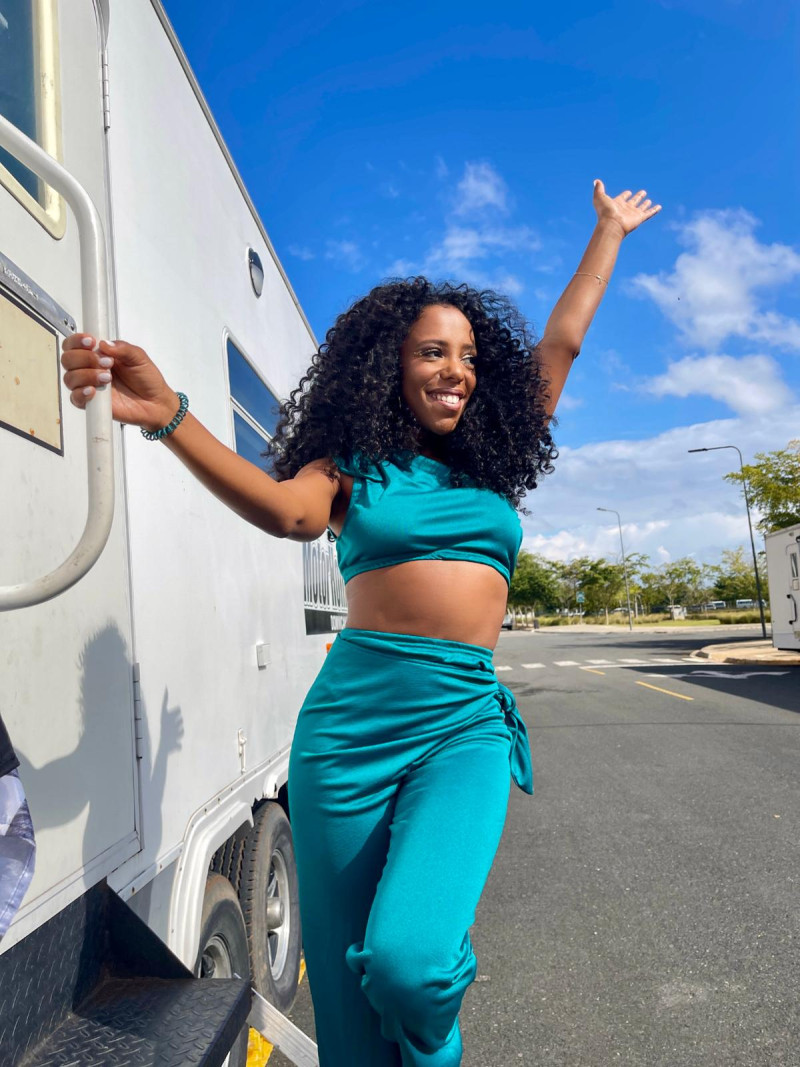 La dominicana Candy Santana forma parte de la serie "Hotel Cocaine", filmada en playas de RD