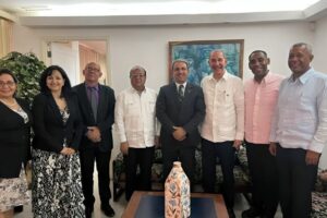 El ministro de Educación Superior de Cuba, Walter Baluja García, visita RD