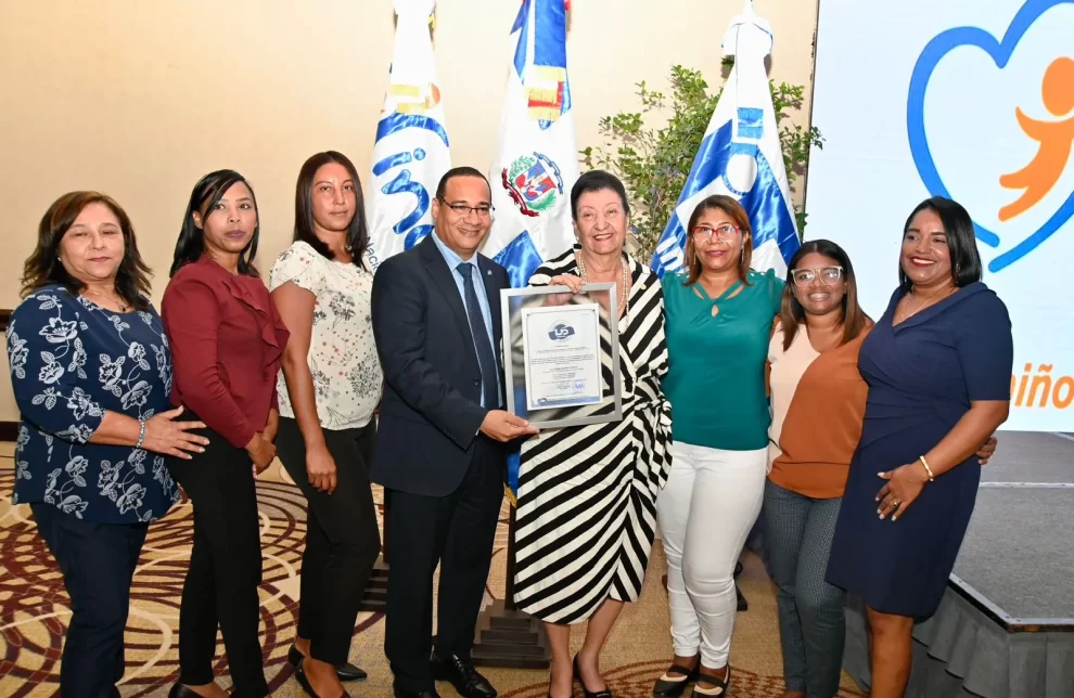 INAIPI recibe del INDOCAL certificado de calidad ISO 9001:2015