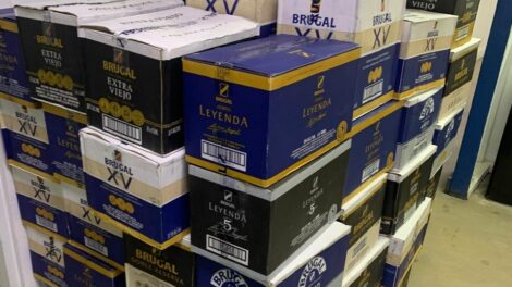 Realizan robo millonario de bebidas alcohólicas en almacén de Casa Brugal en Santiago