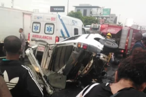 911 coordina asistencia en accidente ocurrido en av. JFK con Lope de Vega, DN