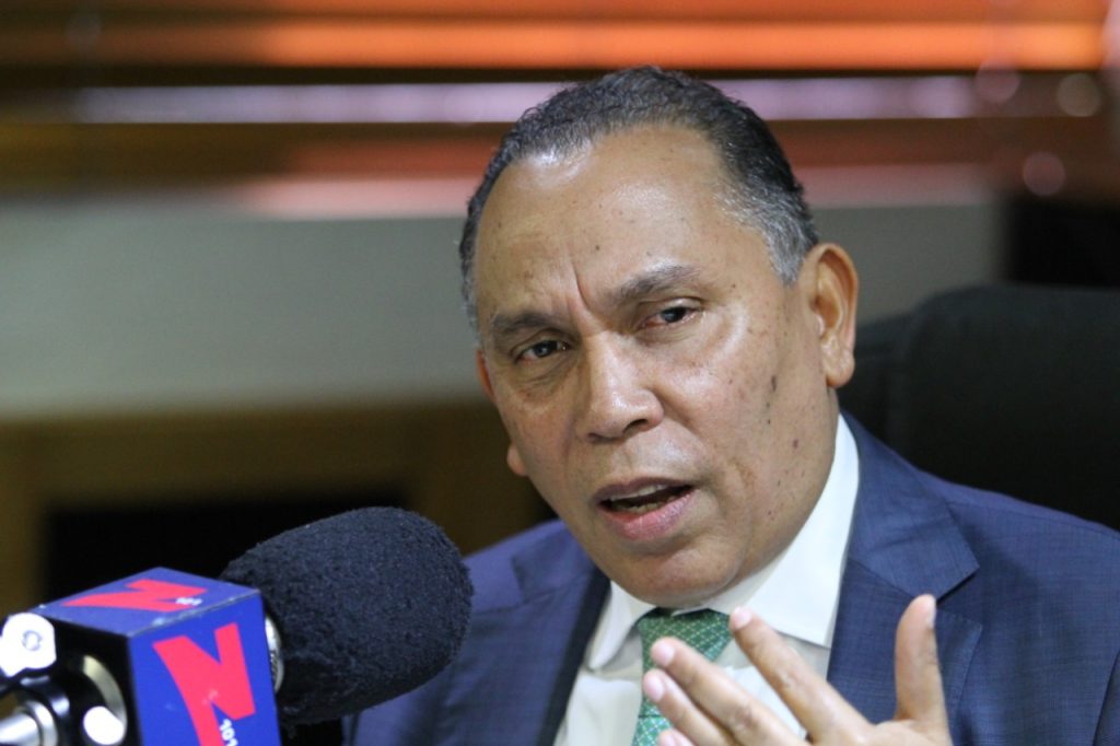 El vicepresidente y coordinador político de la Fuerza del Pueblo, Radhamés Jiménez Peña