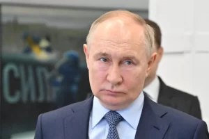 Putin no puso al despertador para seguir el debate entre Biden y Trump, según el Kremlin