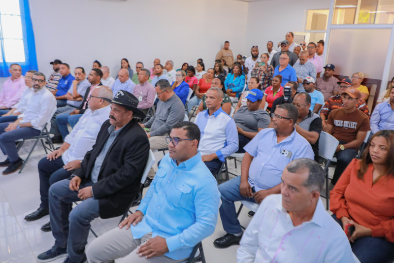 Promipyme entrega RD$45 millones a emprendedores en Dajabón