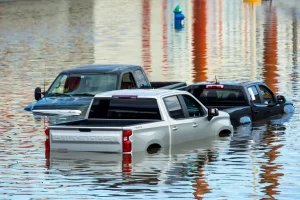 El paso de la tormenta tropical Beryl deja 4 muertos en Texas y causa un apagón masivo