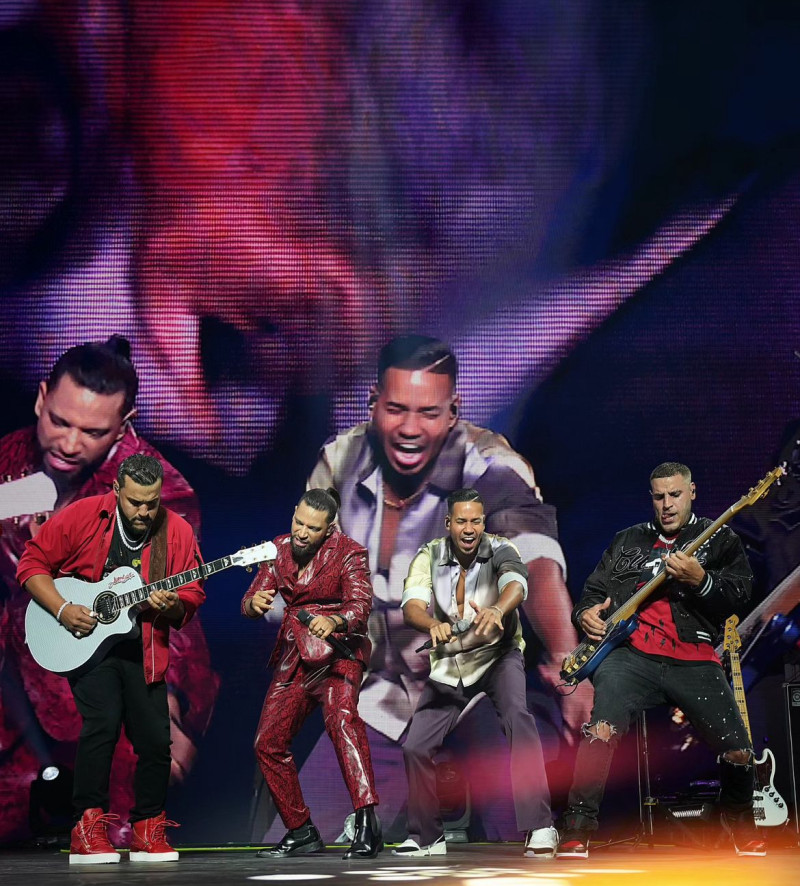 Aventura inicia su gira europea con éxito en Málaga