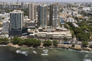 Malecón Center en ruinas: el colapso de un proyecto que prometía revitalizar la capital