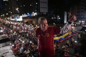 Fiscalía venezolana solicita arresto de Edmundo González