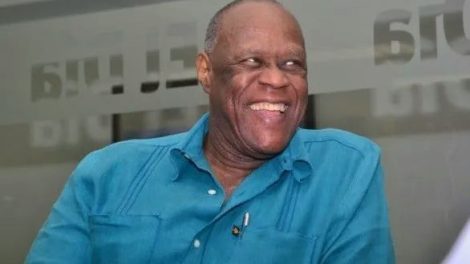 Avenida Nicolás de Ovando Bajo Nuevo Nombre: El Senado Considera Homenajear a Johnny Ventura