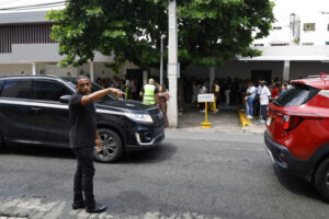 Iglesia-negocio desata disturbios: La transformación brutal de un tranquilo vecindario capitaleño
