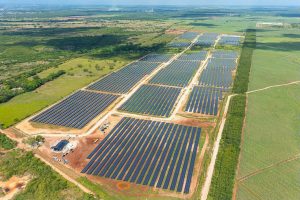 Norma sobre Energía Solar a la Vista: República Dominicana se Prepara para un Cambio Sustancial