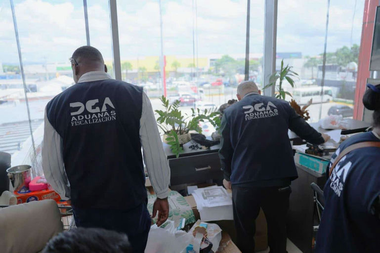 Fiscalizan a tres empresas de capital chino por sospecha de delitos tributarios y aduaneros
