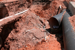 Anuncian remoción y reubicación de tuberías en intersección 27 de febrero con Isabel Aguiar que limitará servicio de agua potable