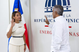 SANTOS ECHAVARRÍA JURAMENTA A NUEVOS VICEMINISTROS DE TRANSICIÓN ENERGÉTICA Y ENERGÍA NUCLEAR