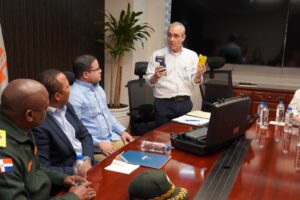 INTRANT Y DIGESETT ENTRENAN AGENTES EN USO DE ALCOHOLÍMETROS PARA LA SEGURIDAD VIAL