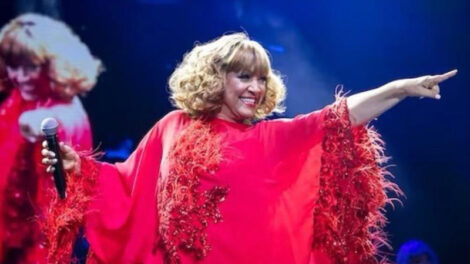 Milly Quezada presenta su espectáculo en Santiago
