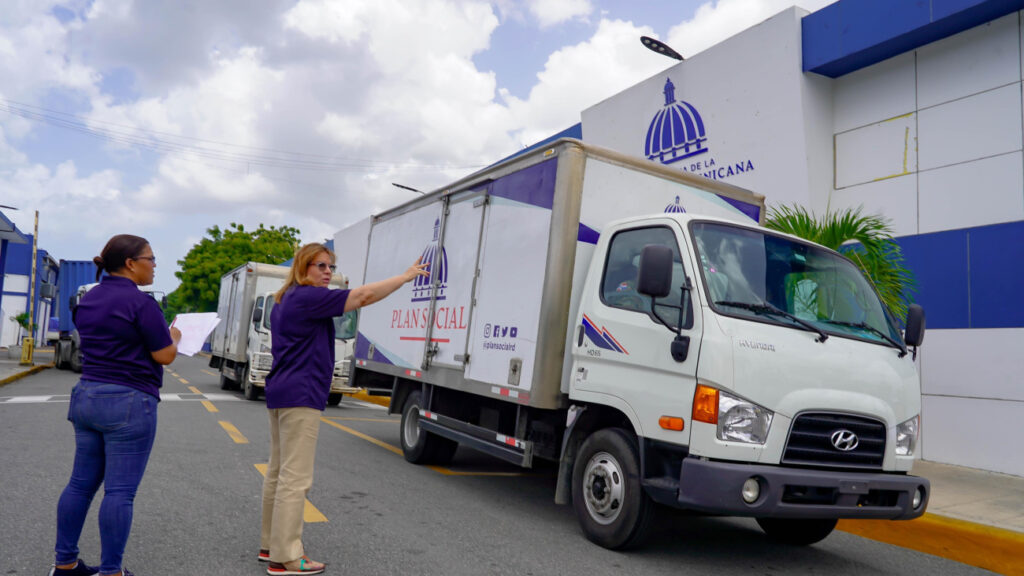 PLAN SOCIAL MANTIENE ASISTENCIA A FAMILIAS AFECTADAS POR INUNDACIONES EN DAJABÓN