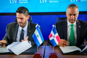 República Dominicana firma acuerdo con El Salvador para fortalecer cooperación en materia de hidrocarburos