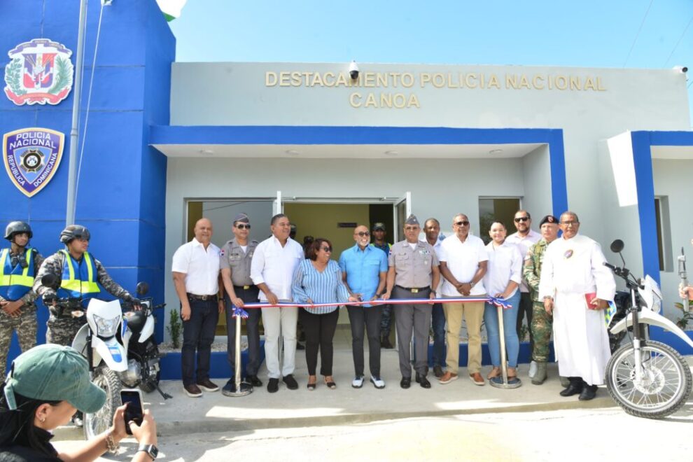 Gobierno inaugura moderno destacamento en el distrito municipal de Canoa, provincia Barahona