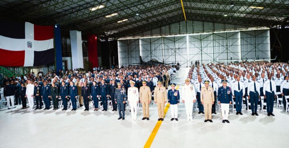 DIRECTOR GENERAL PN ASISTE A MISA POR EL 77.º ANIVERSARIO DE LA FUERZA AÉREA DE REPÚBLICA DOMINICANA