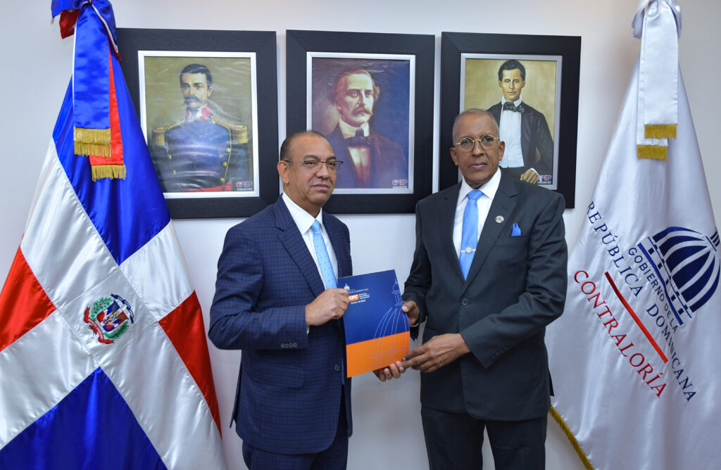 Deligne Ascención pide a la Contraloría General realice una auditoría a su gestión de 4 años y medio