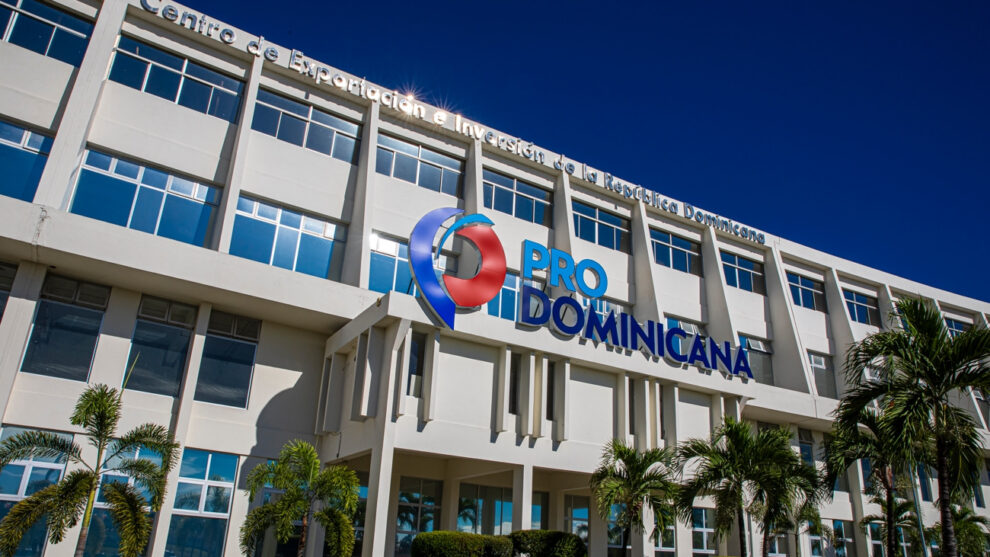 Capital Finance International reconoce a ProDominicana por su impulso al desarrollo económico en el Caribe