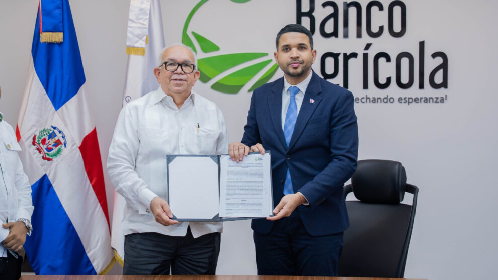 MINISTERIO DE LA JUVENTUD Y BANCO AGRÍCOLA DESTINAN RD 250 MILLONES AL AGRO JUVENIL