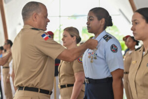 MINISTERIO DE DEFENSA CELEBRA EL DÍA INTERNACIONAL DE LA MUJER CON RECONOCIMIENTO A MILITARES DESTACADAS