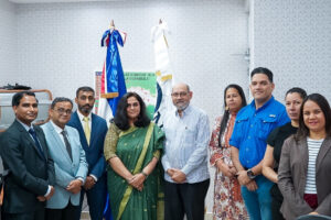 COMISIÓN DE LA INDIA Y AUTORIDADES DE ONESVIE SE REÚNEN PARA EVALUAR RESILIENCIA DE INFRAESTRUCTURAS CRÍTICAS EN RD