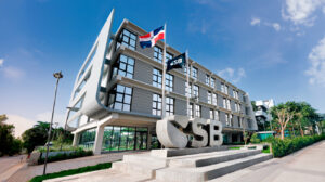 SUPERINTENDENCIA DE BANCOS LLAMA A PARTICIPAR EN LA CONSULTA DE LA REFORMA DEL REGLAMENTO DE PROTECCIÓN A USUARIOS/AS DEL SISTEMA FINANCIERO